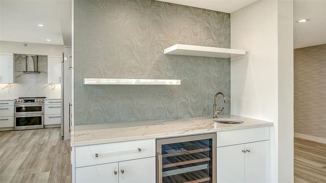 1211 GULF OF MEXICO DRIVE 701, Longboat Key, FL 34228