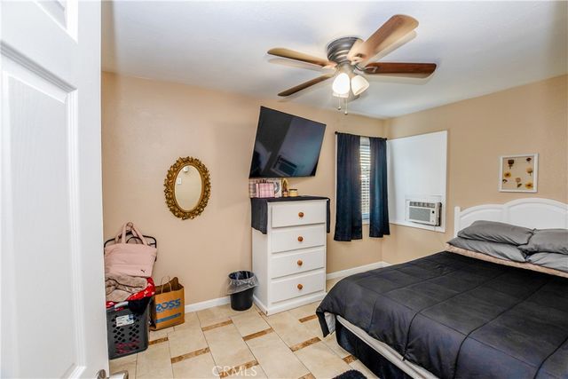12127 216th, Hawaiian Gardens, CA 90716