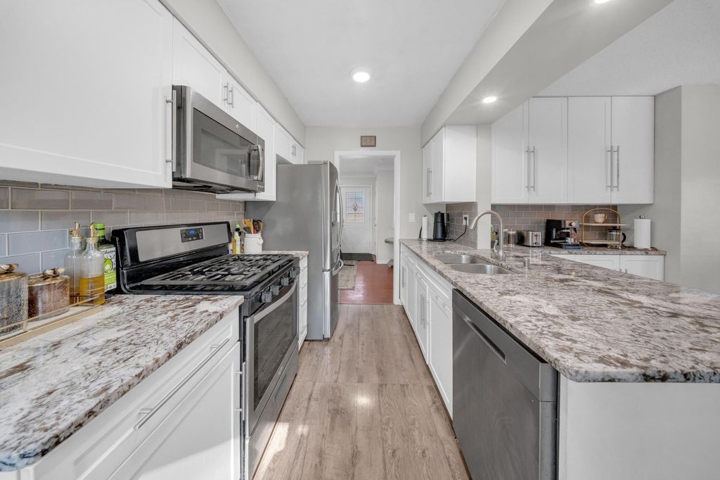 2765 Merrill Street, Roseville, MN 55113 — photo 5