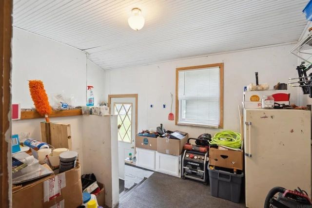 140 2nd Ave NW, Oelwein, IA 50662