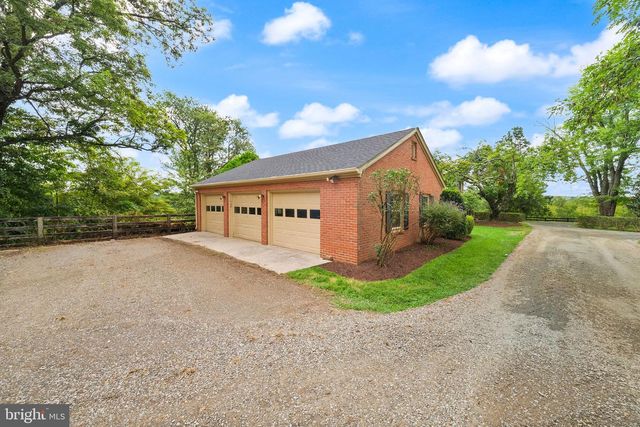 16694 OLD WATERFORD RD, Paeonian Springs, VA 20129