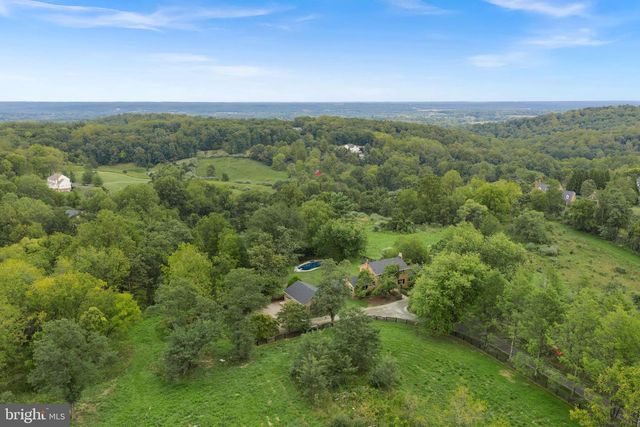 16694 OLD WATERFORD RD, Paeonian Springs, VA 20129