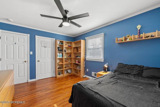 5 Dorchester Court, Jackson, NJ 08527