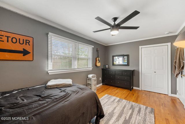 5 Dorchester Court, Jackson, NJ 08527