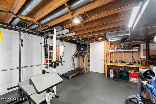 5 Dorchester Court, Jackson, NJ 08527