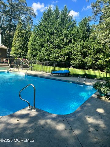 5 Dorchester Court, Jackson, NJ 08527