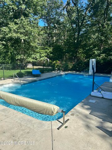 5 Dorchester Court, Jackson, NJ 08527