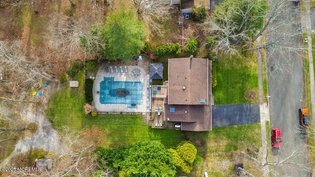 5 Dorchester Court, Jackson, NJ 08527