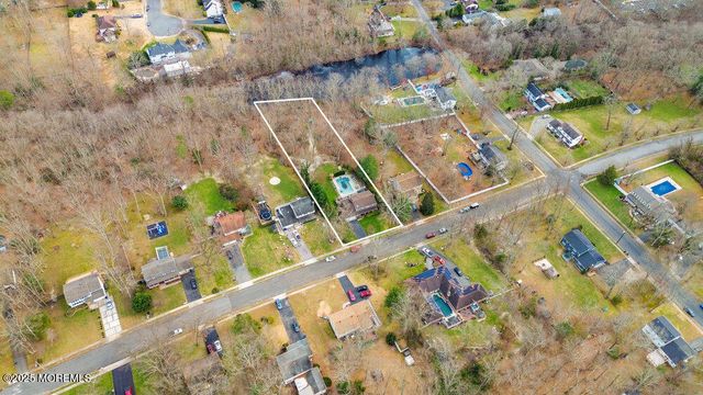 5 Dorchester Court, Jackson, NJ 08527