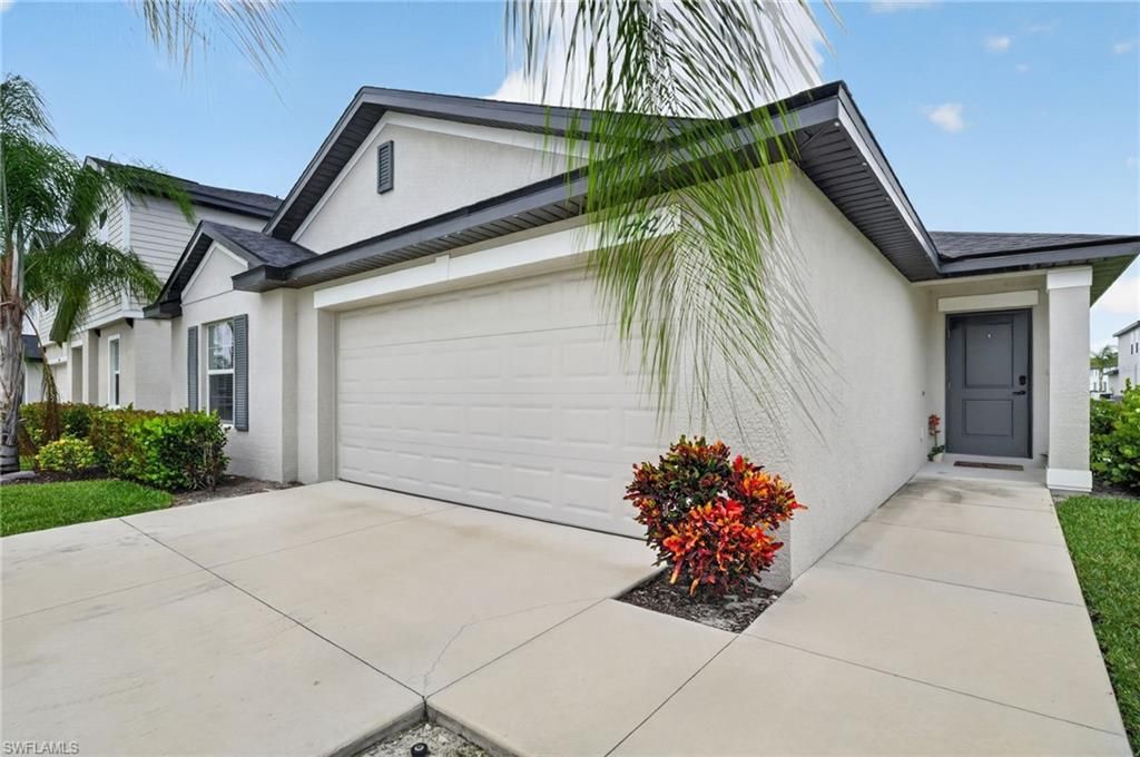 17742 Paradiso WAY, NORTH FORT MYERS, FL 33917 — photo 2