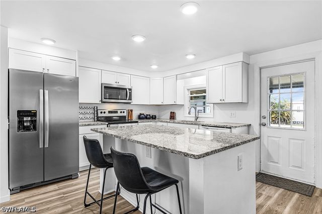 67 Sturbridge LN, Fort Myers, FL 33908