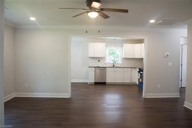 1000 Pine Circle Drive, High Point, NC 27265