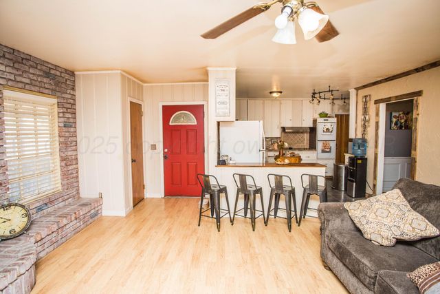 50 Fannin Drive, Tulia, TX 79088