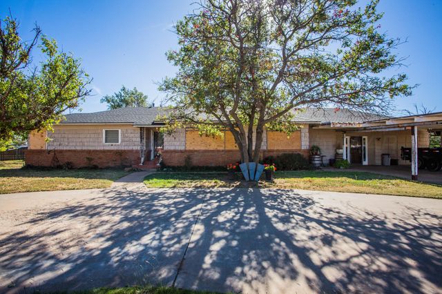 50 Fannin Drive, Tulia, TX 79088