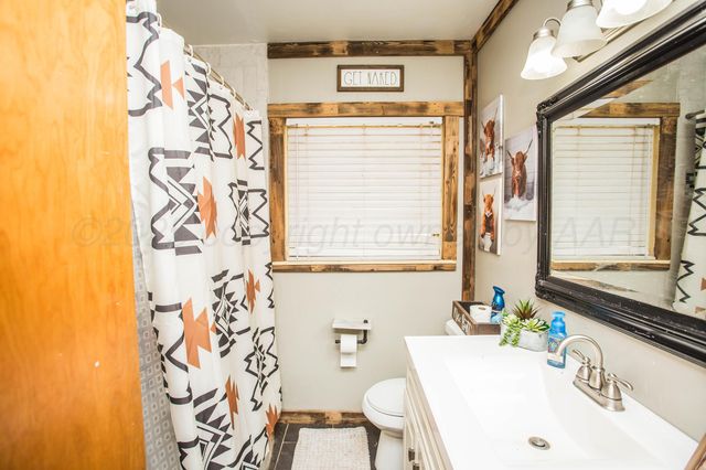 50 Fannin Drive, Tulia, TX 79088