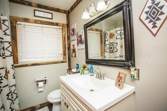 50 Fannin Drive, Tulia, TX 79088