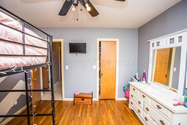 50 Fannin Drive, Tulia, TX 79088