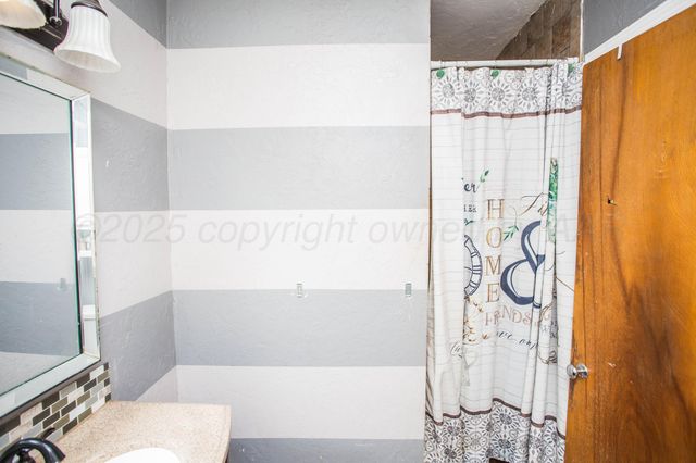 50 Fannin Drive, Tulia, TX 79088