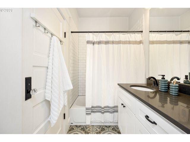 5035 Ne 6TH Ave, Portland, OR 97211