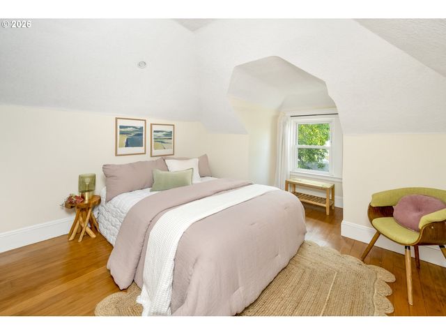 5035 Ne 6TH Ave, Portland, OR 97211