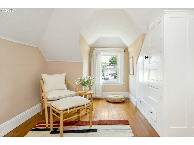 5035 Ne 6TH Ave, Portland, OR 97211