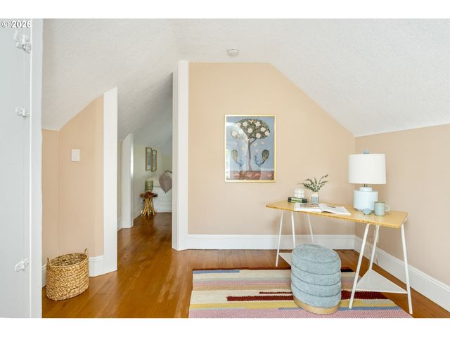 5035 Ne 6TH Ave, Portland, OR 97211