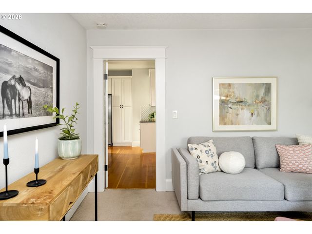 5035 Ne 6TH Ave, Portland, OR 97211