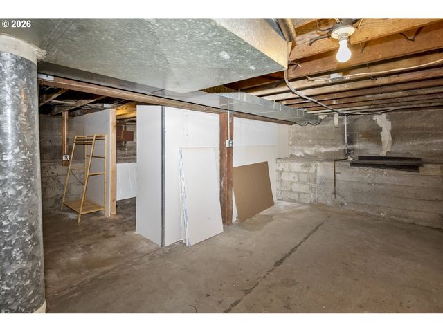 5035 Ne 6TH Ave, Portland, OR 97211