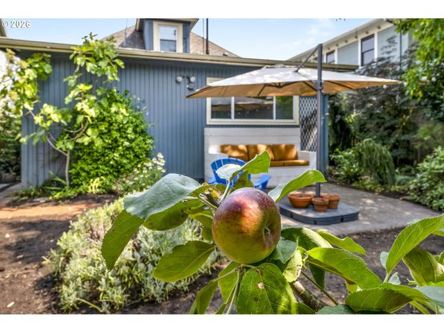 5035 Ne 6TH Ave, Portland, OR 97211