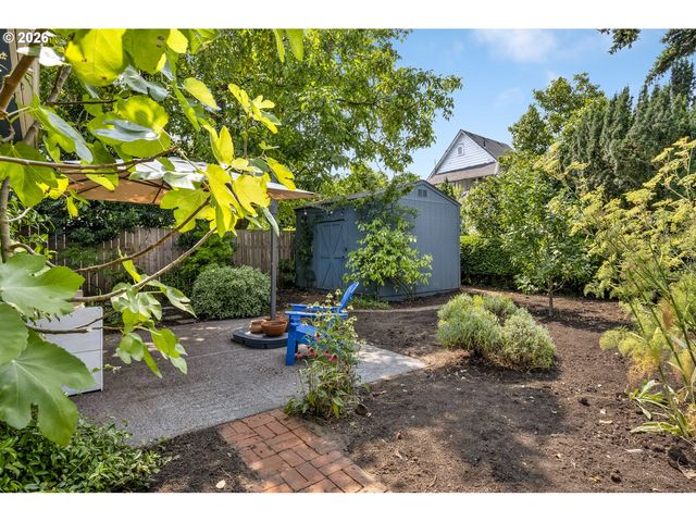 5035 Ne 6TH Ave, Portland, OR 97211
