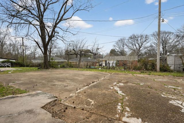 2166 CASSIE AVE, Memphis, TN 38127