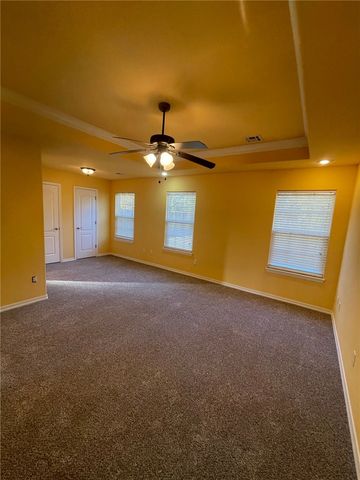 143 Fox Run Circle, Centerton, AR 72719