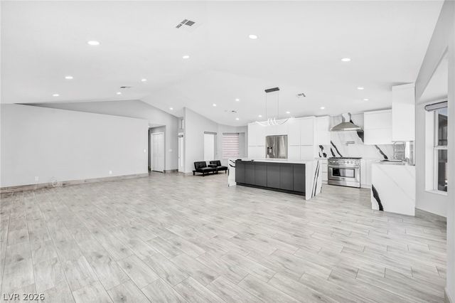 3000 Blue Fin Circle, Las Vegas, NV 89128