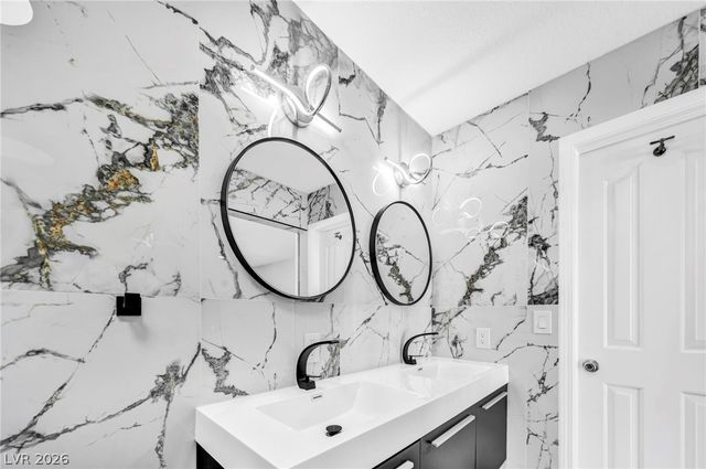 3000 Blue Fin Circle, Las Vegas, NV 89128