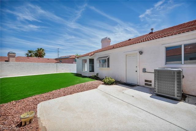 3000 Blue Fin Circle, Las Vegas, NV 89128