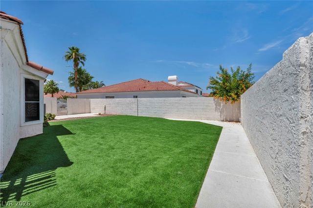 3000 Blue Fin Circle, Las Vegas, NV 89128
