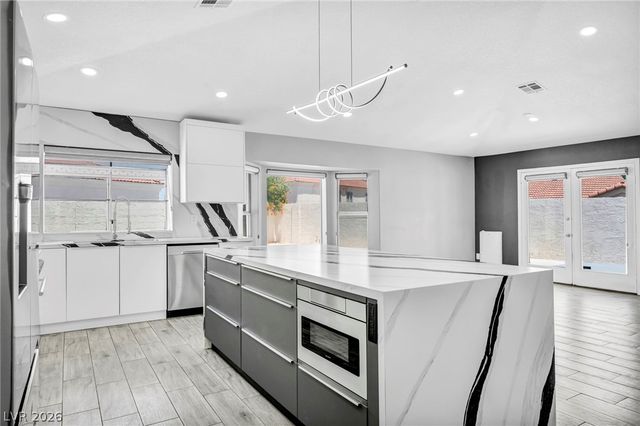 3000 Blue Fin Circle, Las Vegas, NV 89128