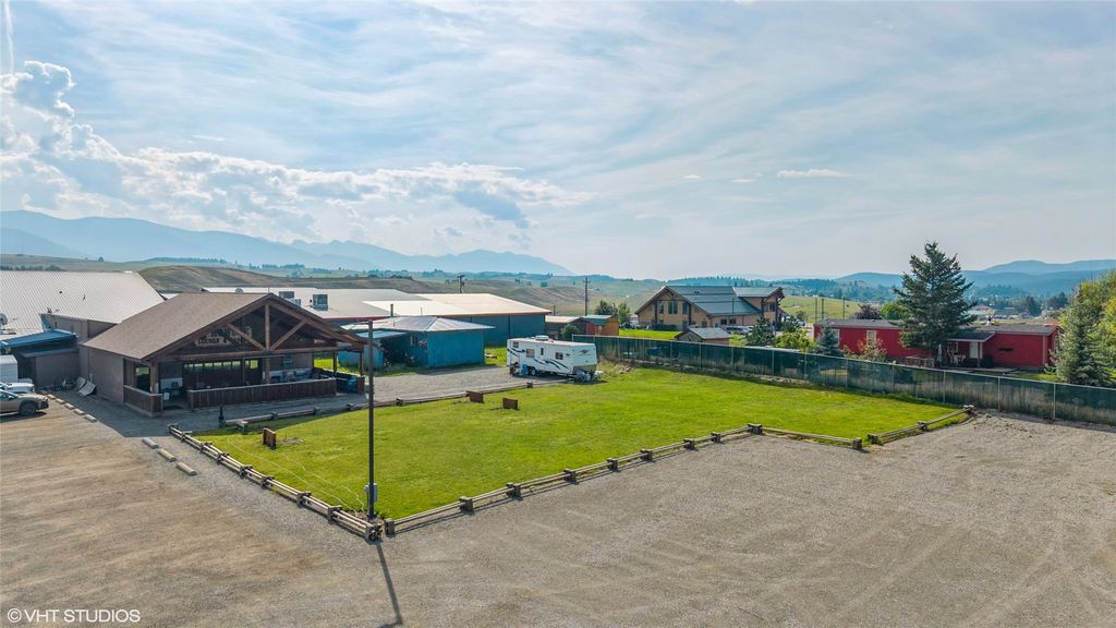 1821 US Hwy 93 N, Eureka, MT 59917 photo 4