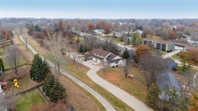 2121 Holiday Road, Coralville, IA 52241