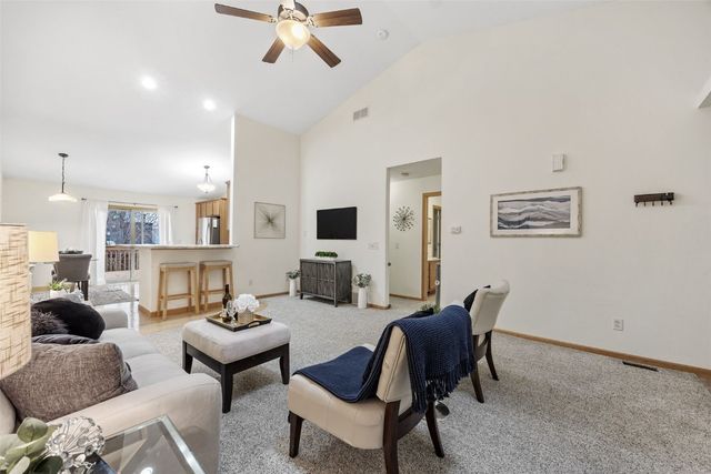 2121 Holiday Road, Coralville, IA 52241