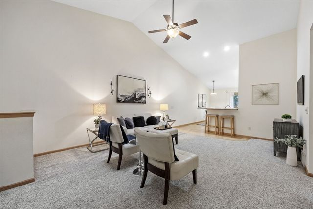 2121 Holiday Road, Coralville, IA 52241