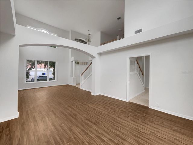 18105 REGENTS SQUARE DRIVE, Tampa, FL 33647