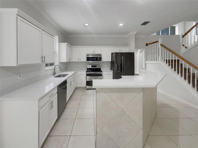 18105 REGENTS SQUARE DRIVE, Tampa, FL 33647