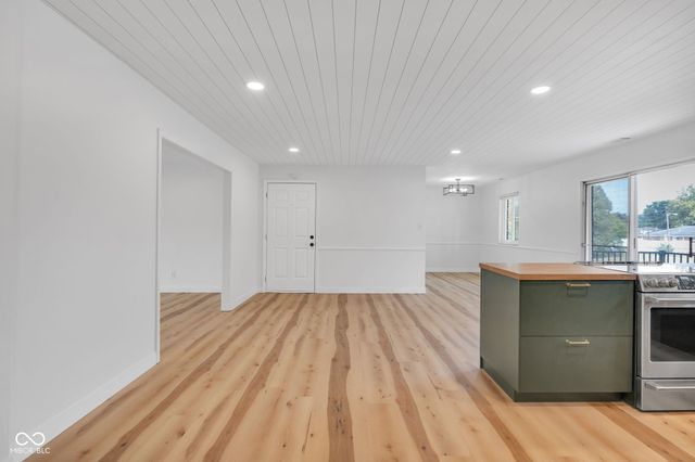 6510 Stony Ridge Way C, Indianapolis, IN 46260