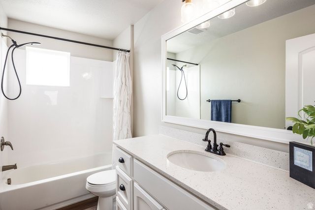 2857 E CARRIAGE HILL DR, Eagle Mountain, UT 84005