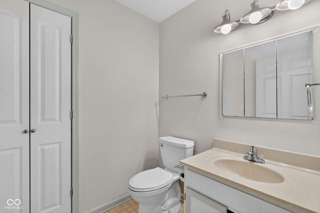 7042 Steinmeier Drive, Indianapolis, IN 46220