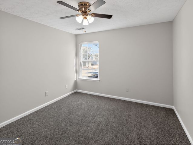 2089 Black Oak Lane, Ellenwood, GA 30294