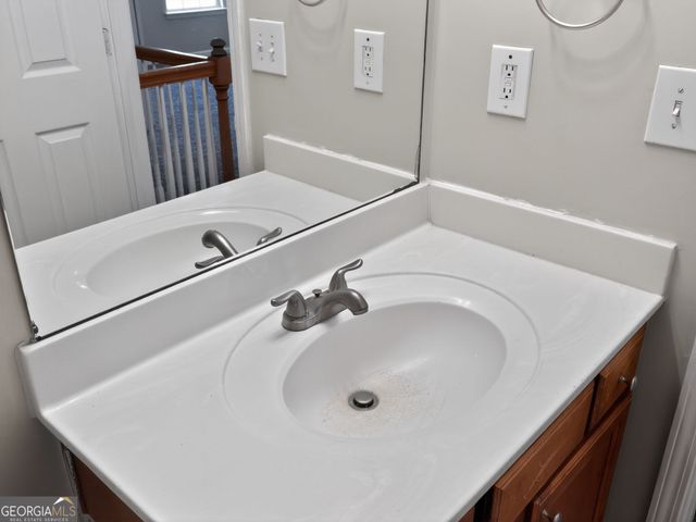 2089 Black Oak Lane, Ellenwood, GA 30294