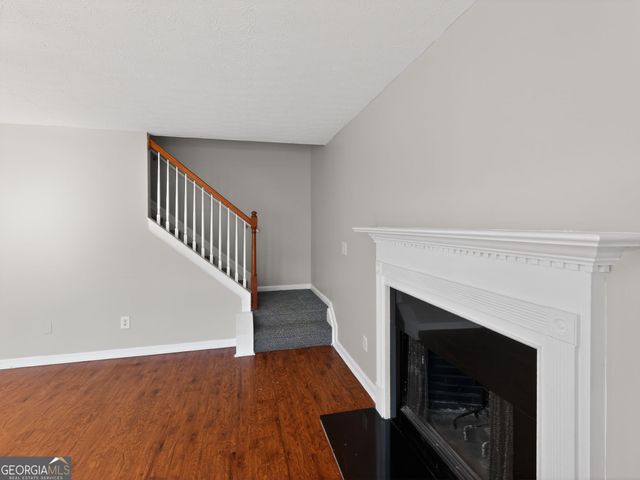 2089 Black Oak Lane, Ellenwood, GA 30294