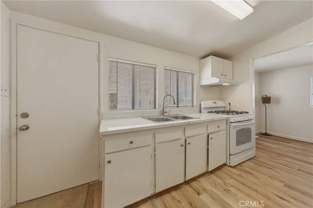 7888 Lankershim Avenue, Highland, CA 92346